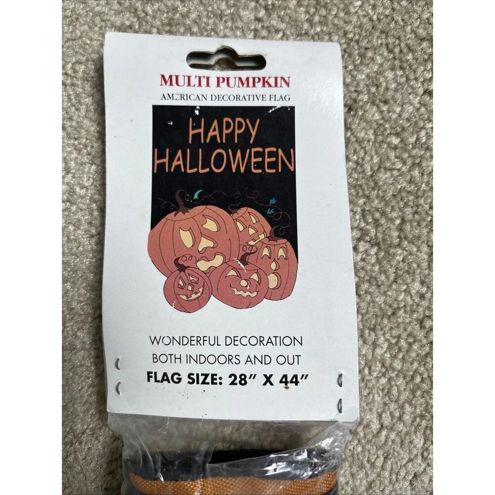 NIP Happy Halloween Flag Indoor Outdoor Multi Pumpkins 28” x 44” Decorative Flag